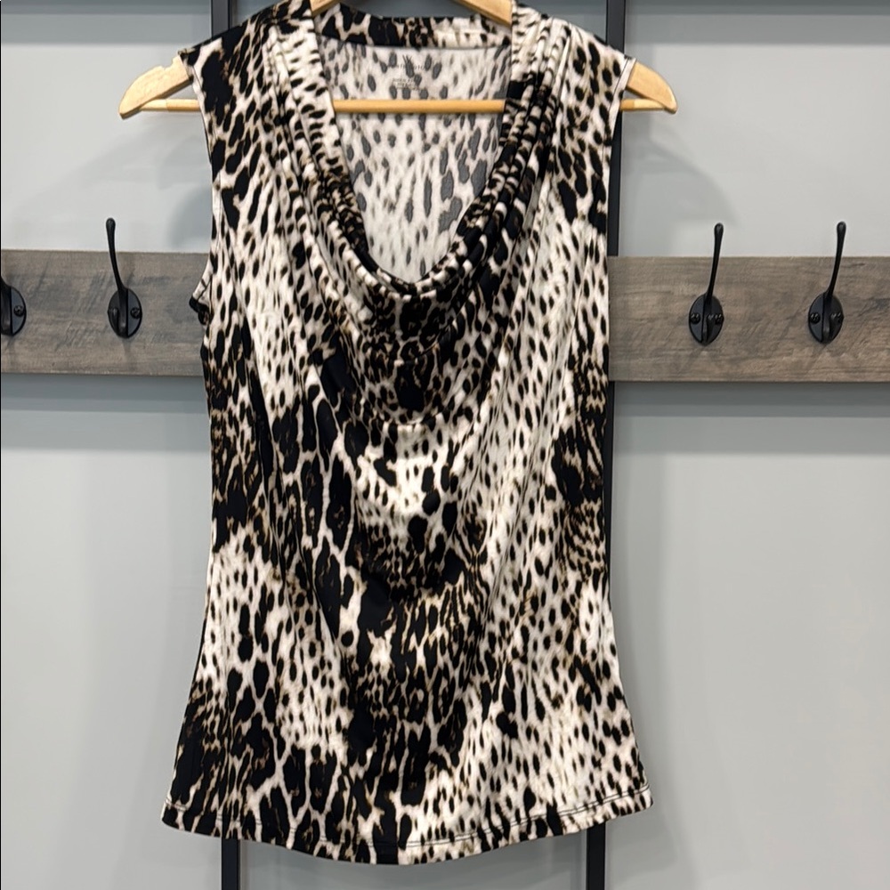 Printed Sleeveless Tops